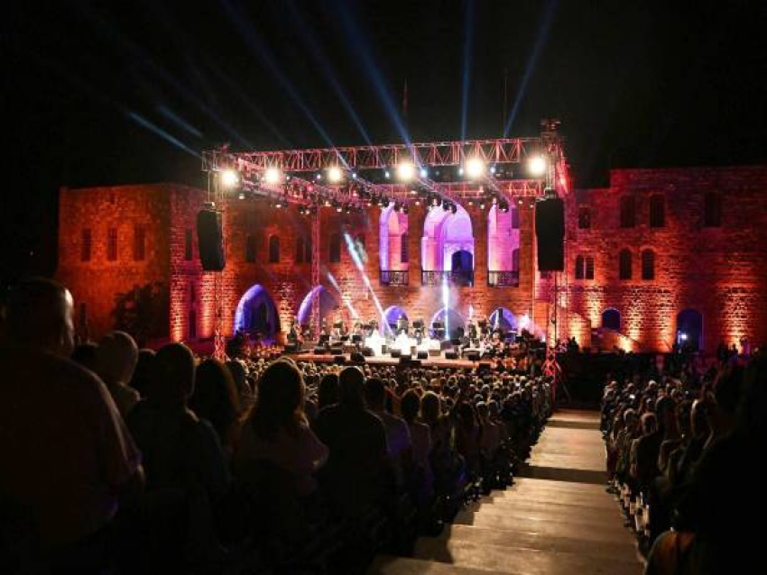 الديار _هل سيستقبل لبنان الشيباني بعد تهديدات الشرع؟