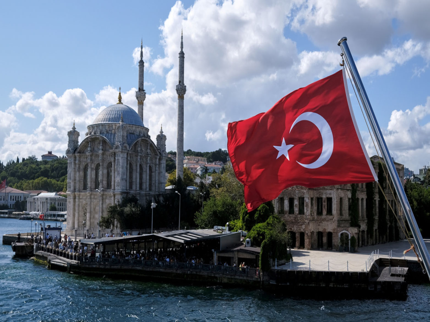 توقيفات جديدة في تركيا مع تواصل التحقيق بشأن رئيس بلدية اسطنبول