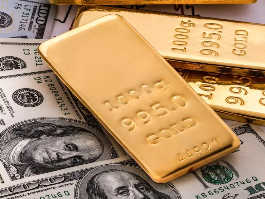  للمرة الأولى في تاريخه ... الذهب يتخطى مستوى 3500 دولار