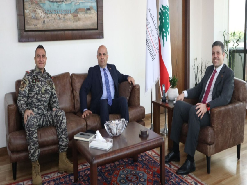 مدير مرفأ بيروت استقبل مستشار رئيس الجمهورية وتأكيد أهمية تعزيز الرقابة ومنع التجاوزات