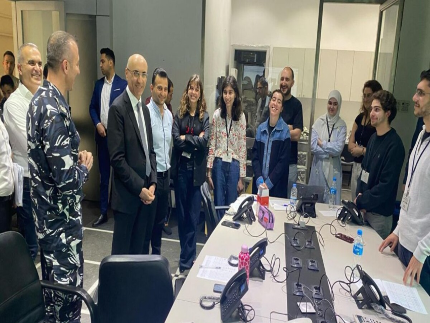 الحجار تفقد غرفة العمليات المركزية الخاصة بالإنتخابات البلدية والإختيارية في مبنى وزارة الداخلية