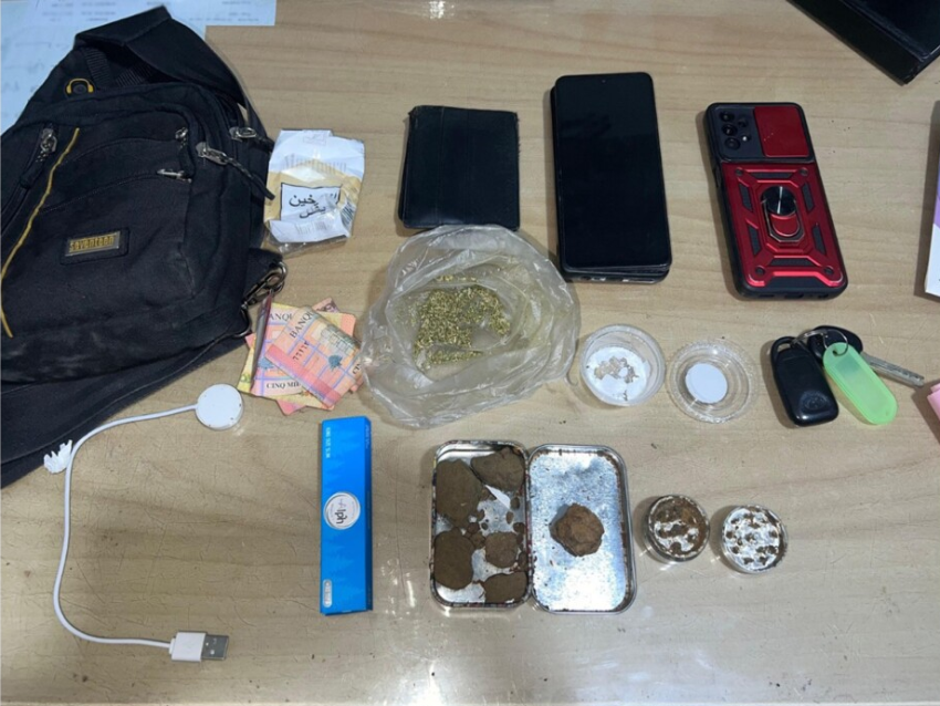 قوى الأمن توقف 4 أشخاص بجرم حيازة مخدرات في سن الفيل وجونية