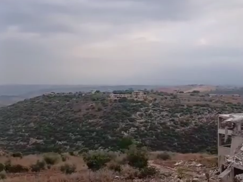 قصف مدفعي صباحًا للمنصوري ومجدل زون والأودية المجاورة