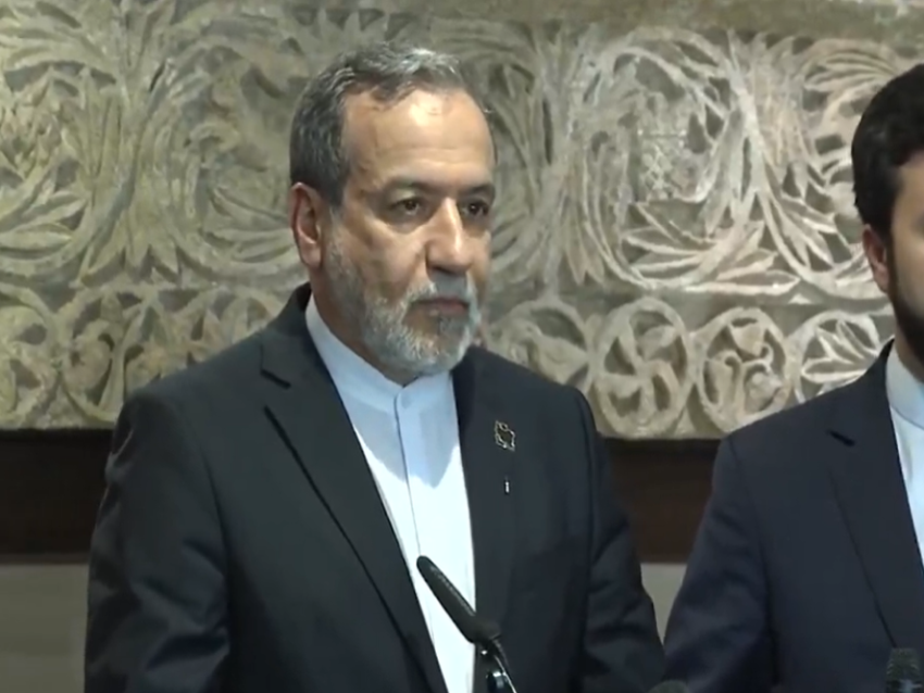 عراقجي من عين التينة: الشركات الإيرانية مستعدة للمشاركة في إعادة الإعمار إذا رغبت حكومة ‎لبنان