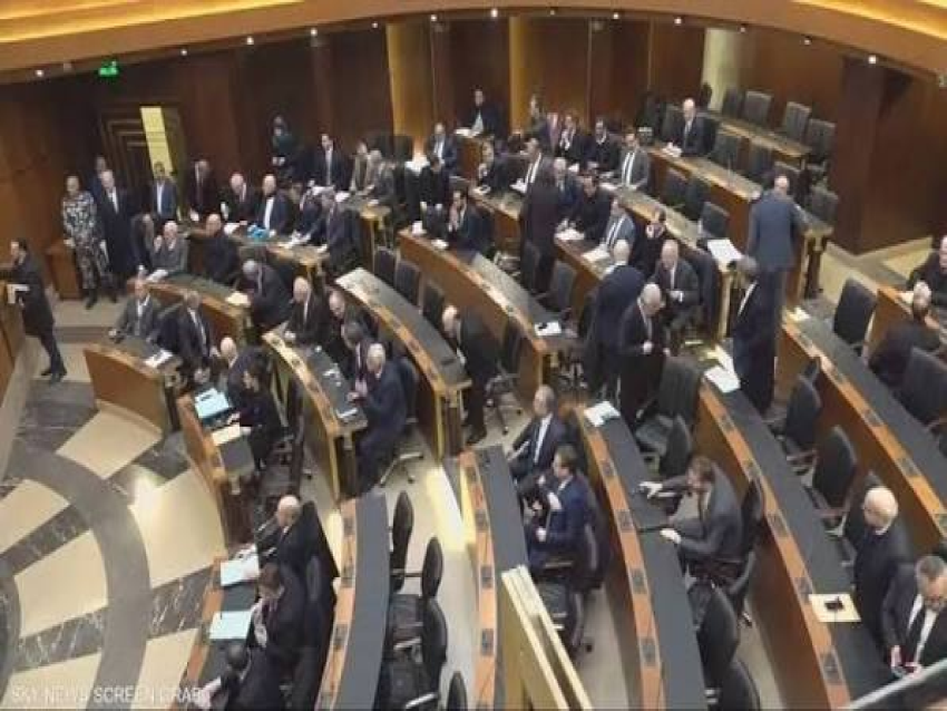 الديار- كلمة منسى تفتح جدل الصلاحيّات لمن يتبع الوزير داخل البرلمان؟