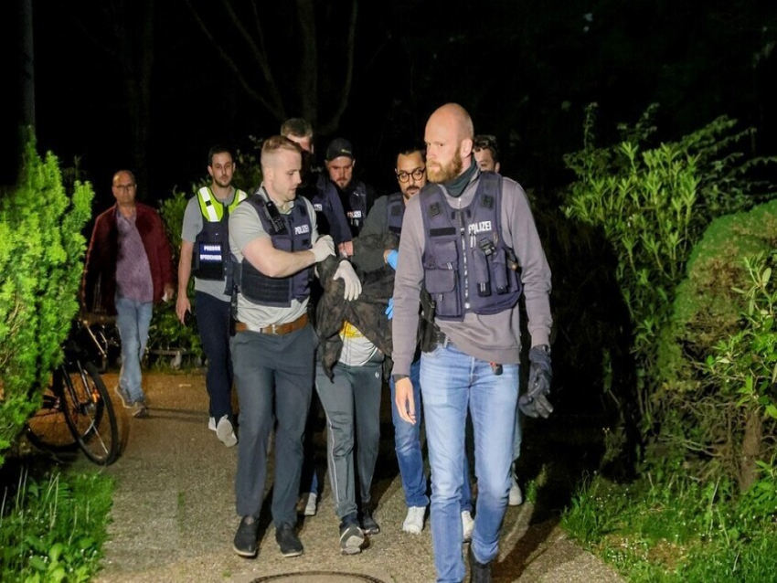 الشرطة الألمانية ألقت القبض على رجل سوري بعد طعن خمسة أشخاص في مدينة بيليفيلد