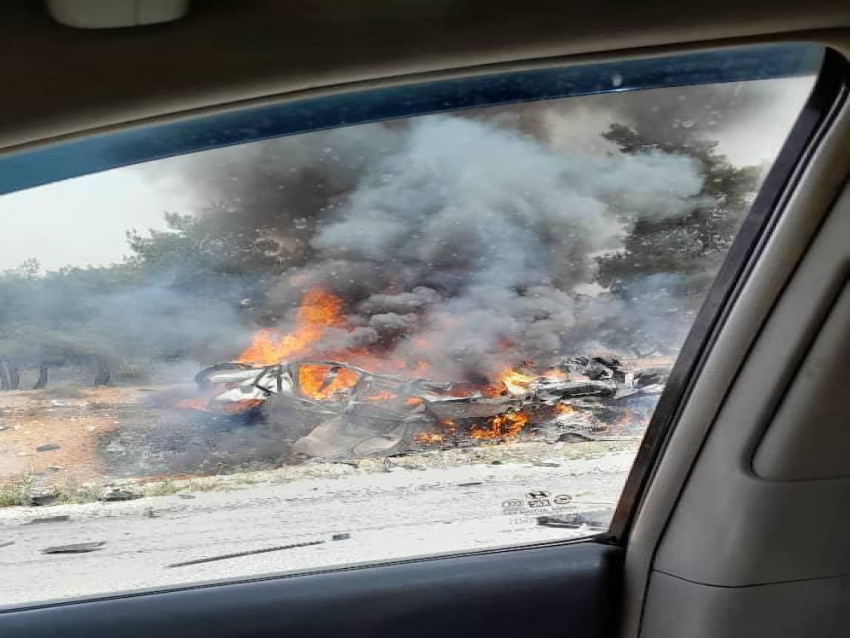 مسيرة مفخخة استهدفت سيارة على طريق الحنية