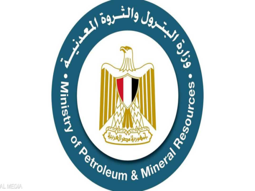 وزارة البترول المصرية: حريق على متن سفينتي التغييز والتخزين في ميناء دمياط وتم التعامل معه على الفور ولا اصابات