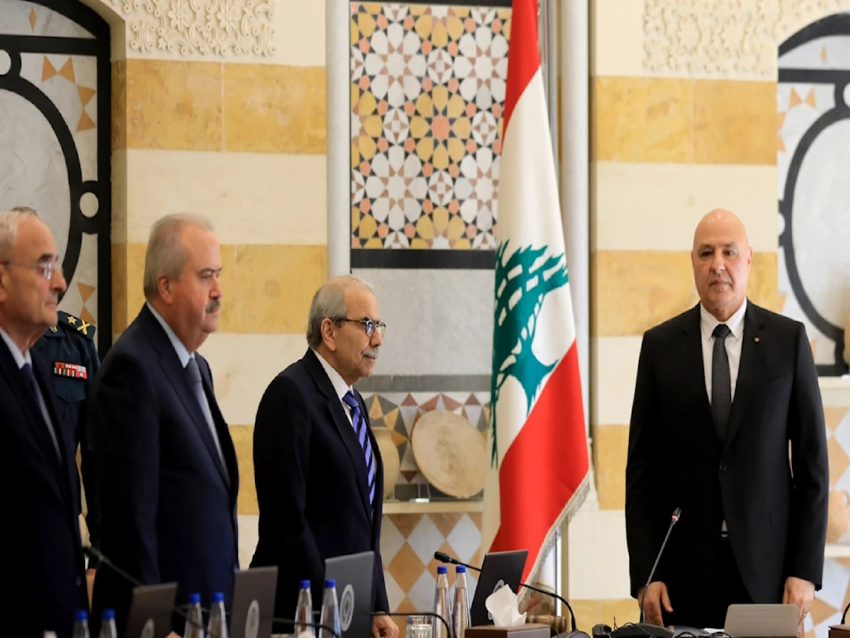 الأخبار _سمحت باستيراد الفيول من دون تدقيق: الحكومة تقرُّ تقسيط زيادات الرواتب... خلافاً للقانون