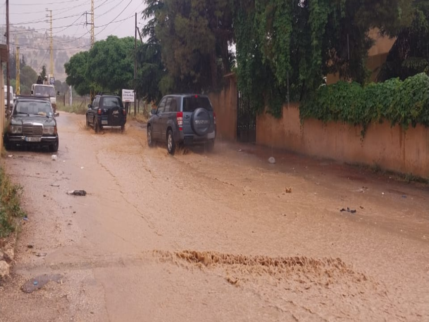 أمطار غزيرة وسيول في بعلبك 