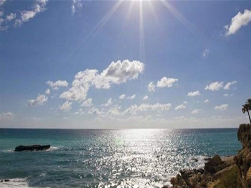 طقس معتاد يؤثر على لبنان ... وانخفاض محدود بدرجات الحرارة