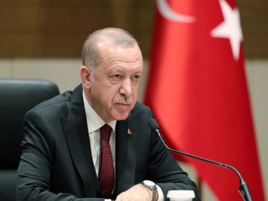 اردوغان يؤكد لولي العهد السعودي وقوف بلاده إلى جانب المملكة