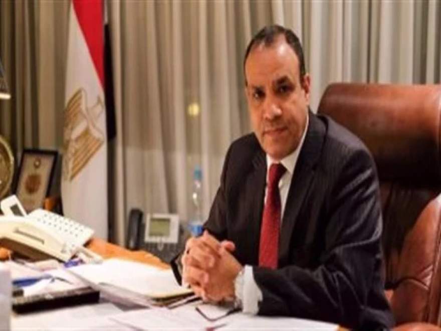 وزير الخارجية المصري يبحث مع أمير قطر خفض التصعيد بالمنطقة