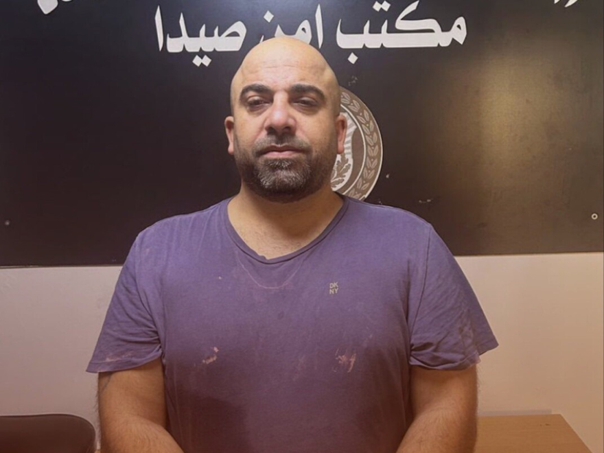 أمن الدولة عممت صورة موقوف متورط بعمليات احتيال نفذتها مجموعة انتحلت صفة أطباء في كندا