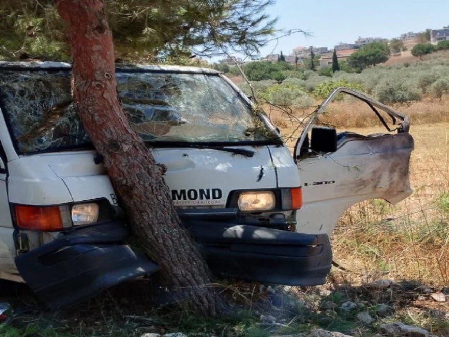 بثلاثة صواريخ... الطيران المسّير المعادي إستهدف سيارة 