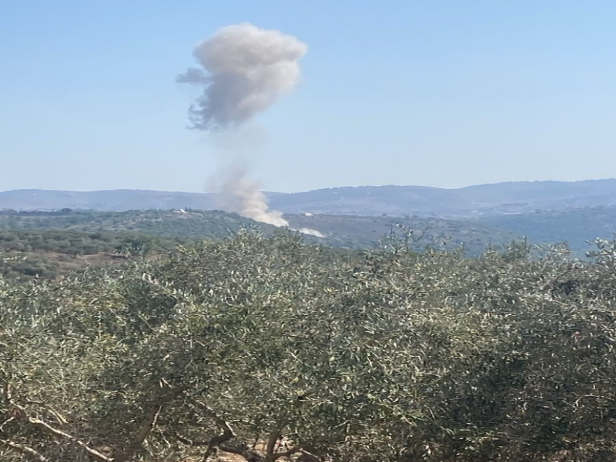 غارة إسرائيلية على كفرتبنيت وقصف طال المنصوري ومزرعة بيوت السياد وتفجيران في بني حيان وطلوسة