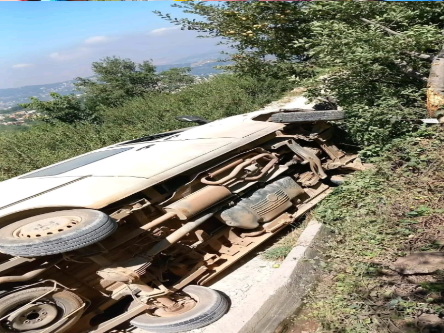 جريح بإنقلاب فان على طريق  جرد مربين في الضنية 