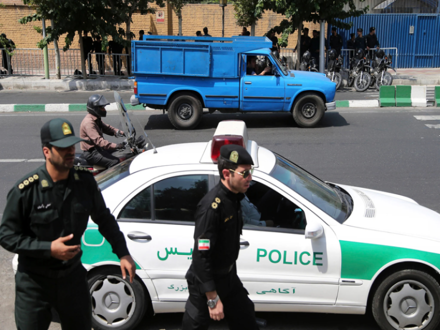 مهر الإيرانية: اشتباك بين الأمن وعناصر يشتبه بصلتهم بالاستخبارات الإسرائيلية