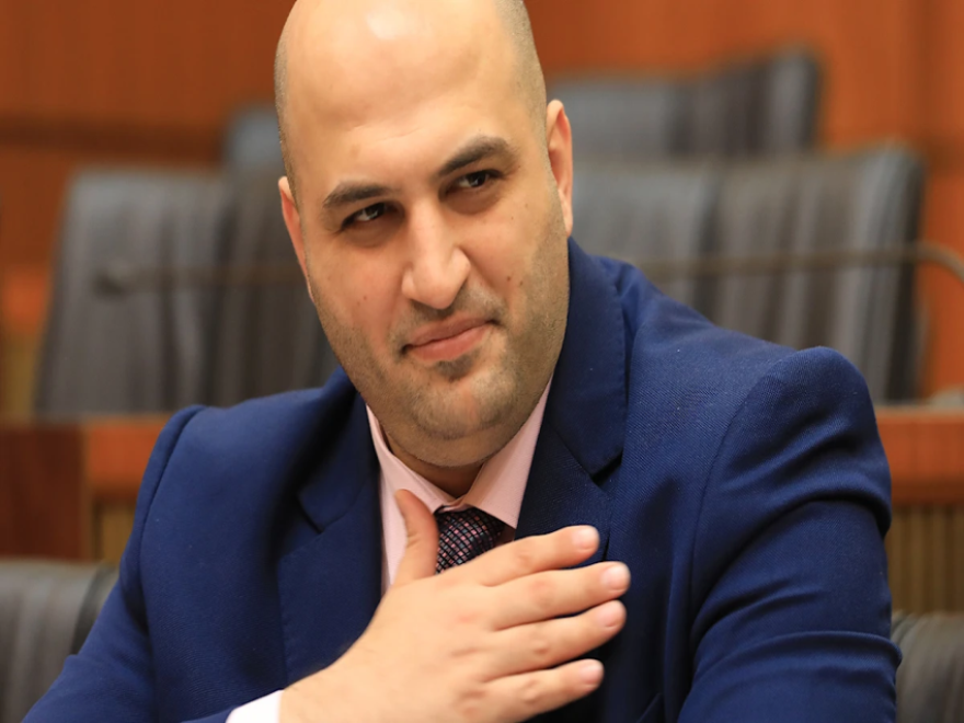 الأخبار _ «الصحة» تطلق ورشة تنظيم الدواء: المختبر المركزي والوكالة الوطنية جاهزان... ولكن