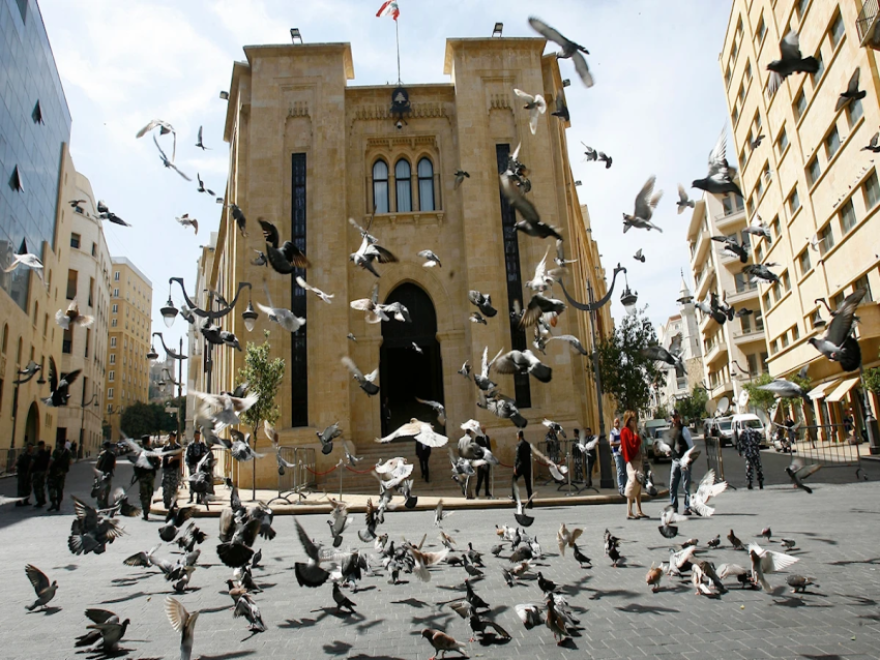 الأخبار _ مخالفات دستورية في قوانين الانتخاب