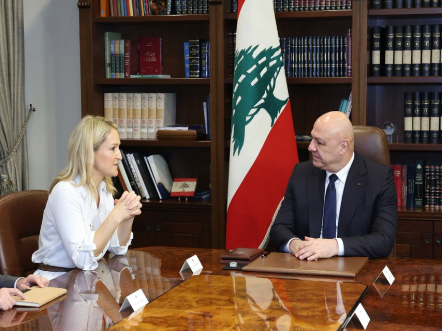 الرئيس عون خلال استقباله وزيرة الخارجية والدفاع الإيرلندية : لبنان يرحّب بقوة أوروبية بديلة لليونيفيل