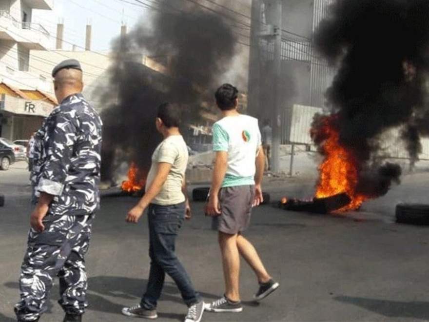 غضب في عكار وتحضير لقطع طرقات منعاً لادخال جثمان لاحد الاشخاص في جيش لـ.ـحد !!  