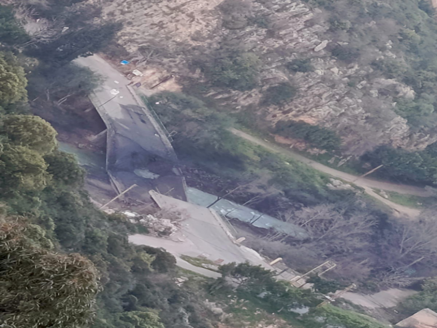 الجيش العدو أعلن تدمير جسر الزرارية على نهر الليطاني زاعما أنه كان يستخدم معبرا لحزب الله