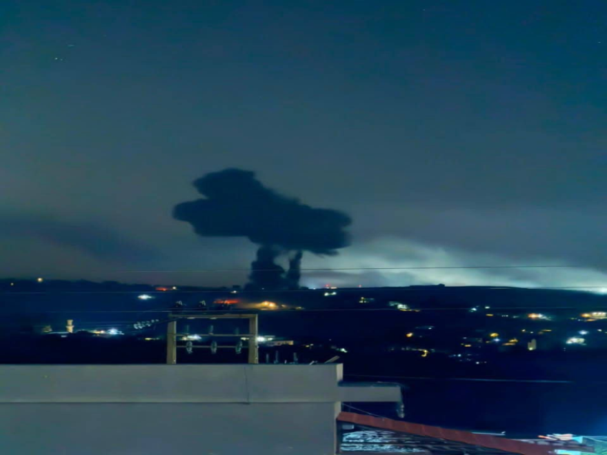 غارتان على بلدة المنصوري 