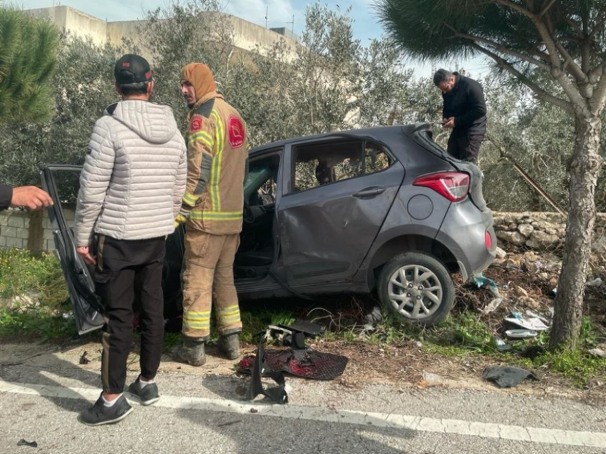 مسيرة معادية استهدفت سيارة في بنت جبيل