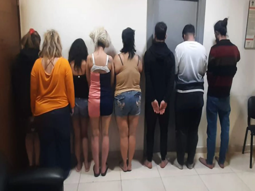 شبكة اتجار بالبشر في قبضة الأمن… توقيف أفرادها بالجرم المشهود في طبرجا