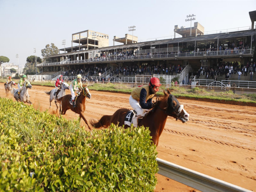 توقيف 3 قُصَّر في ميدان سباق الخيل… وقوى الأمن تحذّر من مخاطر القمار الإلكتروني