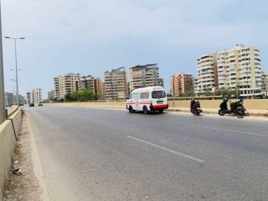 جريحان بإنزلاق دراجة نارية في الميناء