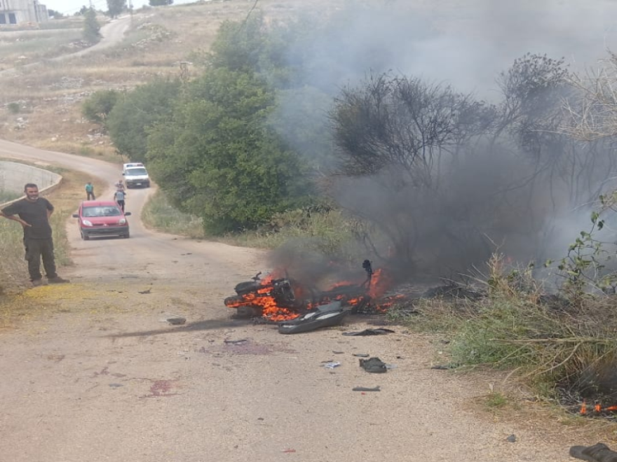 شهيدٌ إثر إستهداف دراجة ناريّة في حولا 