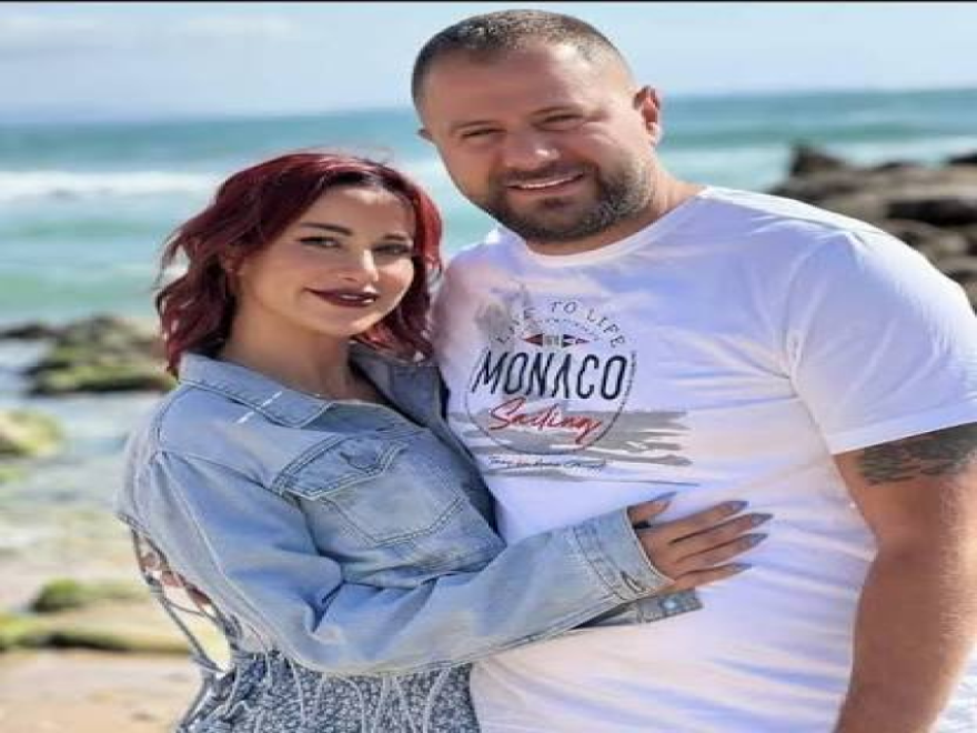 في هجوم عنيف على طليقها 