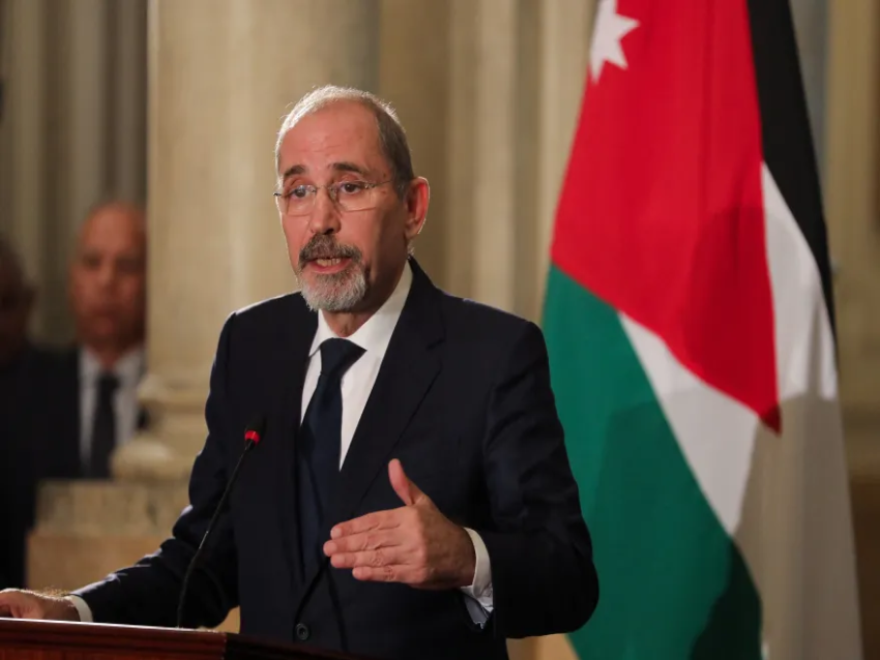 وزير الخارجية الأردني: لا قواعد أميركية في الأردن بل جنود أميركيون ضمن التعاون العسكري بيننا وبين واشنطن