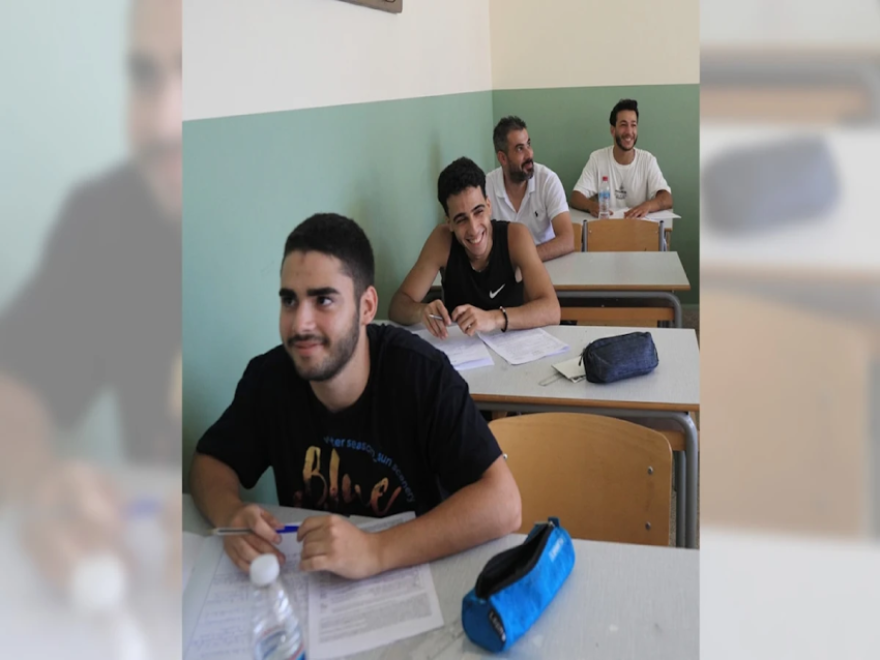 الأخبار _ الامتحانات الرسمية: جدل قانوني حول قرارَيْ كرامي