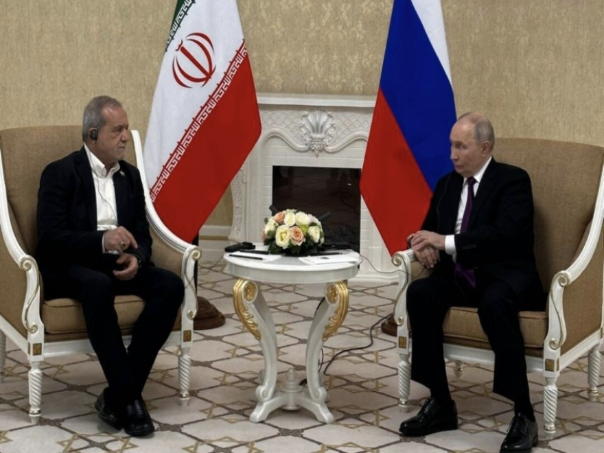 بوتين التقى بزشكيان في تركمانستان: روسيا ستبذل كل ما في وسعها للمساعدة في تسوية التوترات القائمة