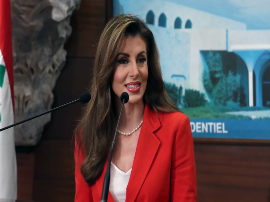 الأخبار _ لبنان إلى أسفل الأولويات الأميركية | «السياديون» مُحبطون: أورتاغوس في طريقها إلى البيت