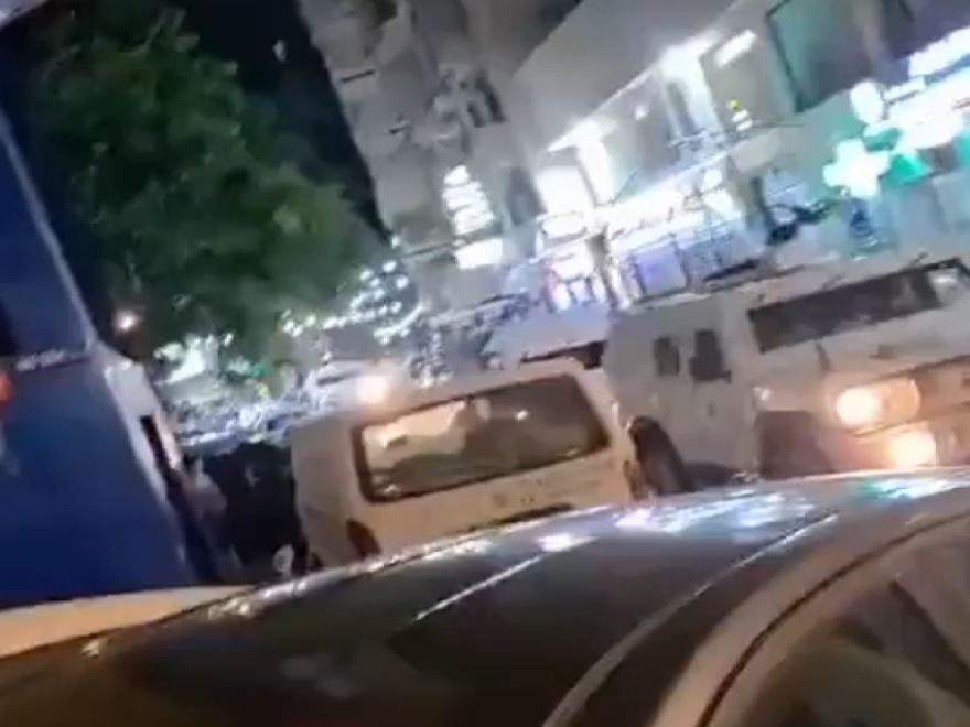 بالفيديو: تحرك لليونيفيل في العاصمة بيروت 