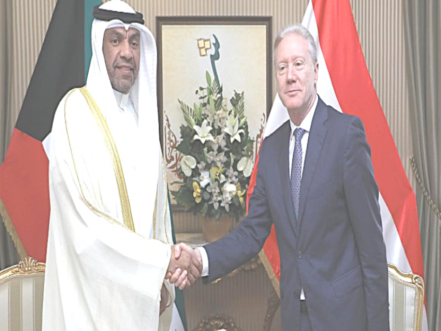 رجي التقى نظيره الكويتي ودعا الكويتيين للعودة إلى لبنان للسياحة والاستثمار
