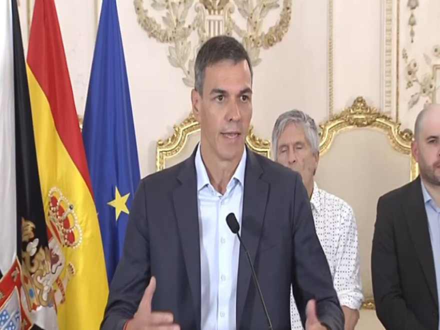 سانشيز نفى وجود أي دليل قاطع على أن المغرب خطط أو رتّب تدفق المهاجين إلى سبتة