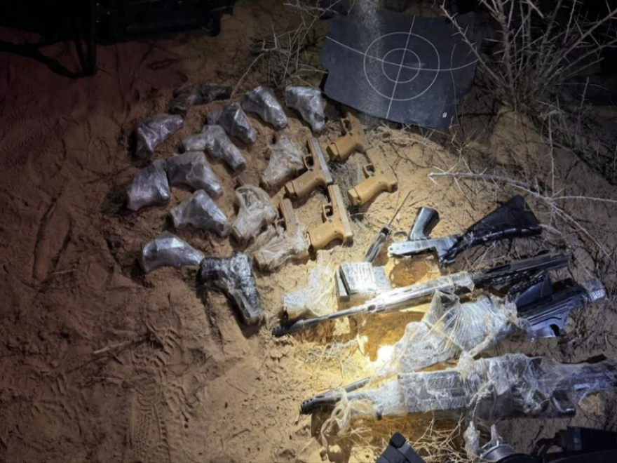 الجيش الإسرائيلي: إسقاط مسيرة محملة بالأسلحة قادمة من مصر