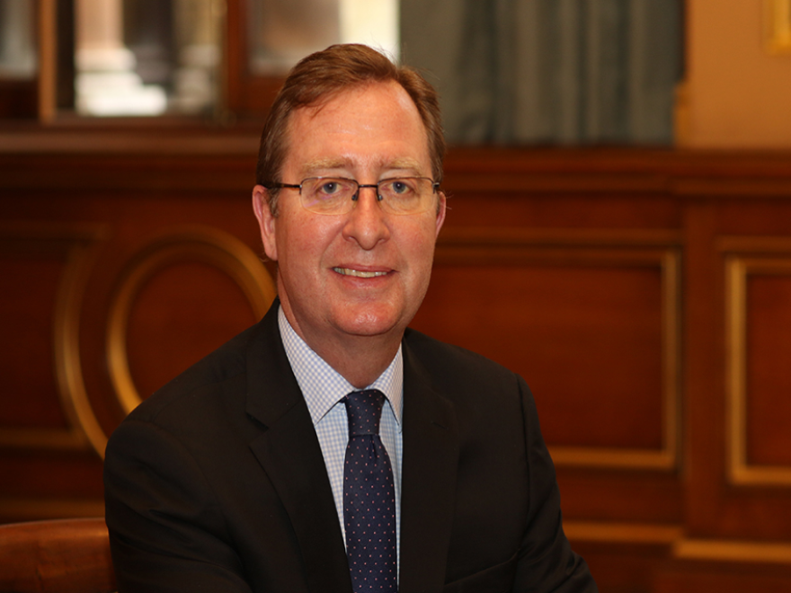 سفير بريطانيا: قواعد التشغيل الأمامية الجديدة للجيش اللبناني تساعده بمكافحة التهريب 