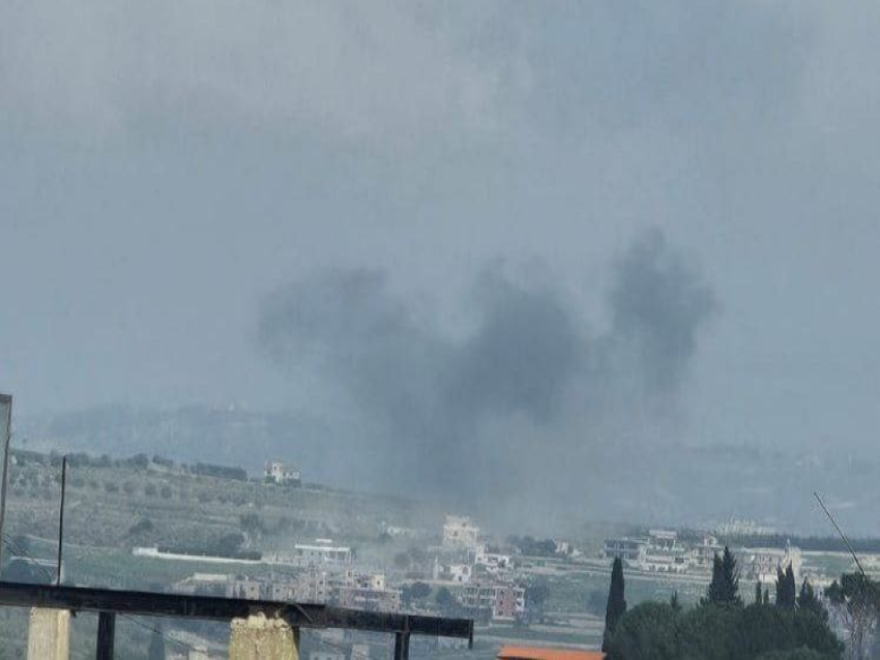 الطيران المعادي شن سلسلة غارات إستهدفت عدة بلدات جنوباً